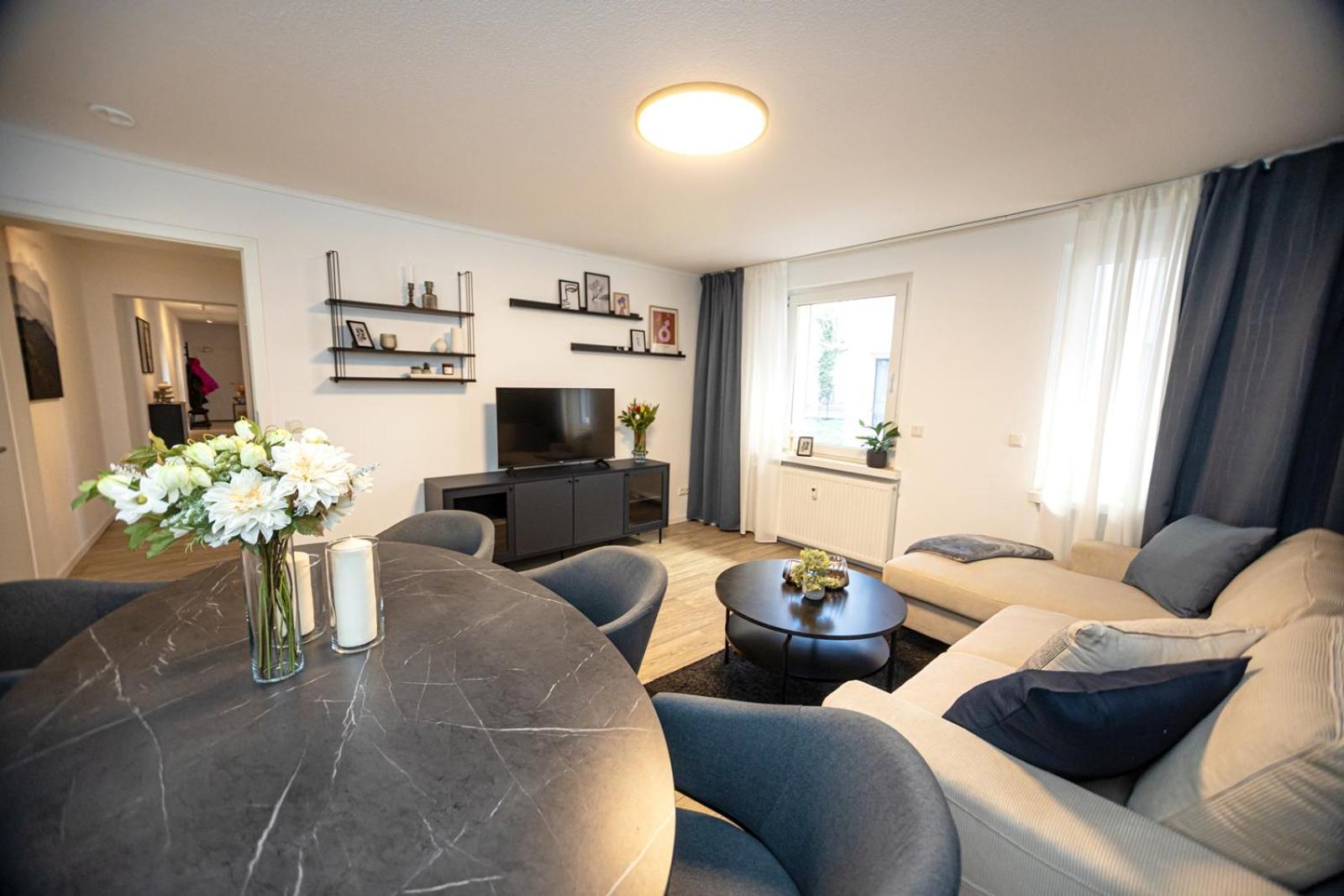 Blossfeld-Apartments Geraeumige Stadtoase Mitten Im Zentrum Mit 3 Schlafzimmern, Gratis Parkplatz, W-Lan, Netflix Йена Екстериор снимка